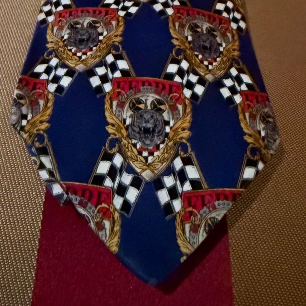 Neck tie / 100% silk / Gianfranco Ferre